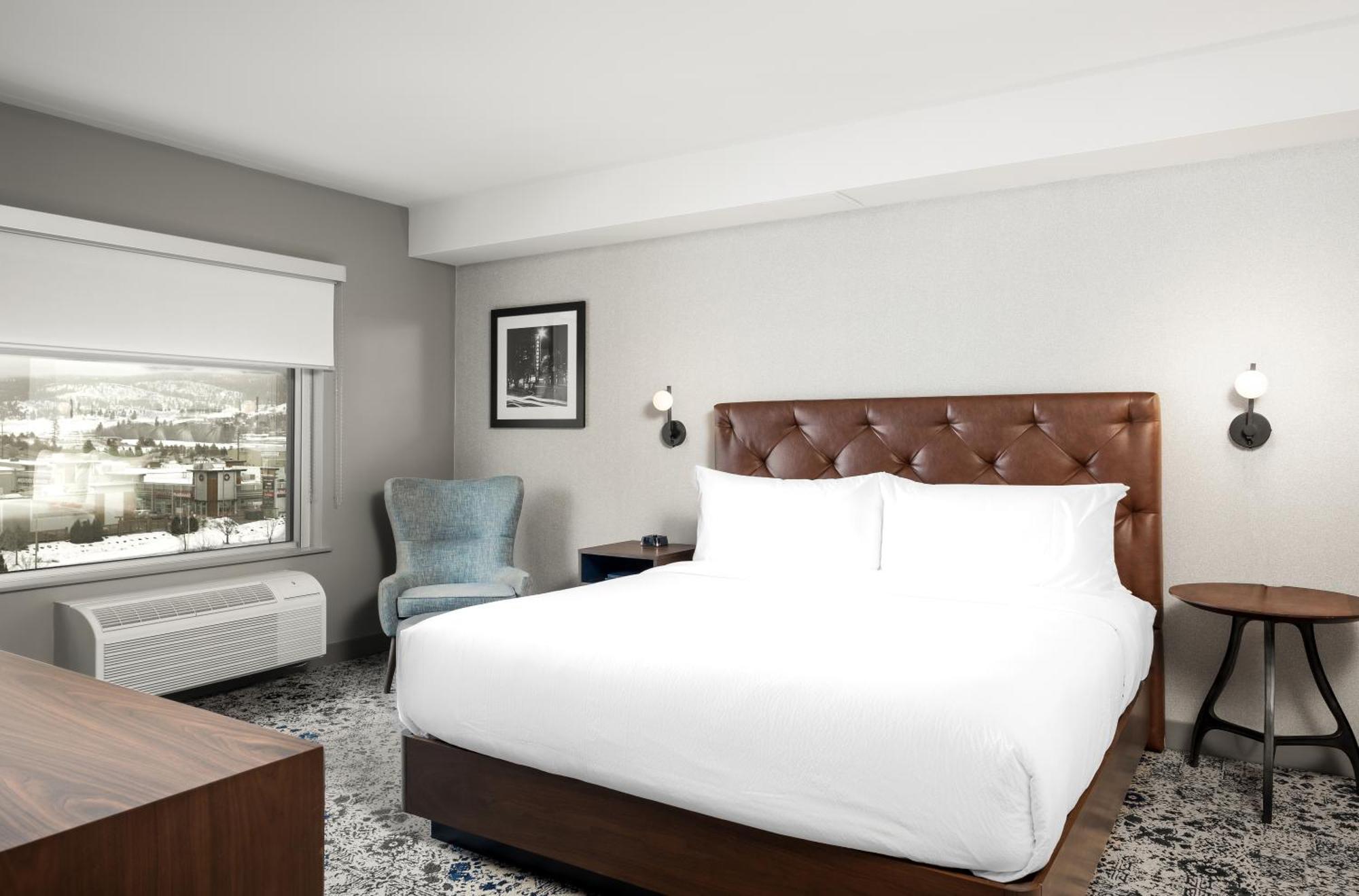 โฟร์ พอยต์ส บาย เชอราตัน เคโลวนา แอร์พอร์ต Hotel เคโลว์นา ภายนอก รูปภาพ